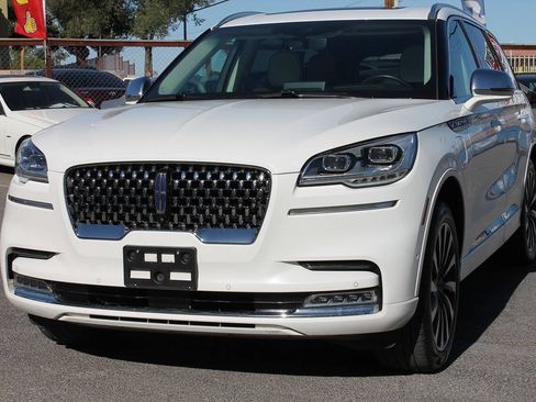 Used 2020 Lincoln Aviator Black Label Grand Touring w/ Class IV Trailer Tow Package AWD/4WD image 4