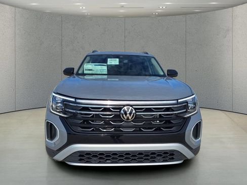 New 2026 Volkswagen Atlas Peak Edition AWD/4WD image 8