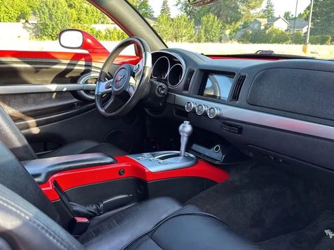 Used 2003 Chevrolet SSR w/ Preferred Equipment Group image 10