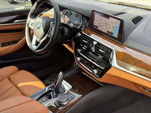 Used 2019 BMW 540i xDrive w/ Convenience Package AWD/4WD image 8