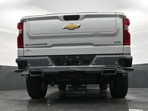 Used 2021 Chevrolet Silverado 1500 LTZ AWD/4WD image 23