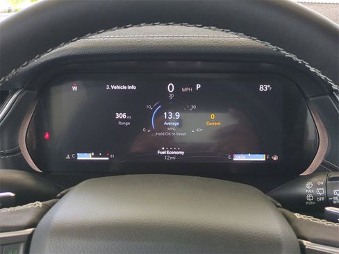 New 2025 Jeep Grand Cherokee Limited image 29