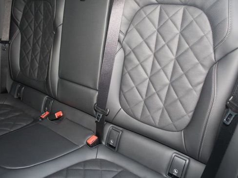 New 2026 BMW X6 xDrive40i w/ Executive Package image 21