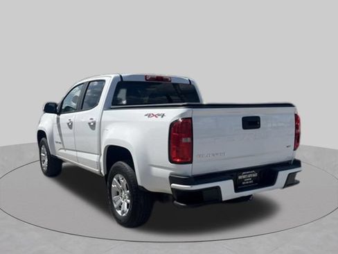 Used 2021 Chevrolet Colorado LT AWD/4WD image 4