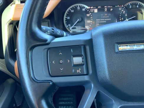 Used 2023 Land Rover Defender 130 X-Dynamic SE image 24