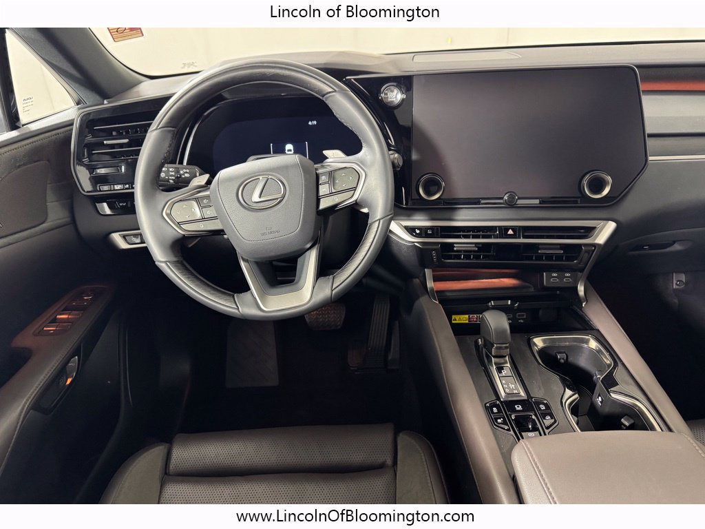 Used 2025 Lexus RX 350 AWD w/ Convenience Package image 16