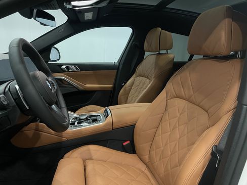 New 2026 BMW X6 xDrive40i w/ Climate Comfort Package image 8