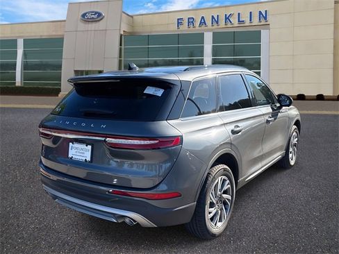 New 2026 Lincoln Corsair Premiere image 7