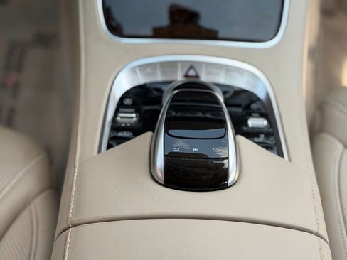 Used 2019 Mercedes-Benz S 560 Sedan image 47