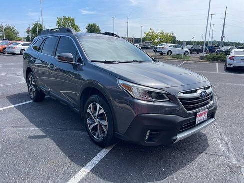 Used 2020 Subaru Outback Limited w/ Popular Package #2 AWD/4WD image 2
