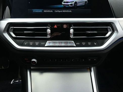 Used 2021 BMW 330i xDrive 330i xDrive w/ M Sport Package image 40