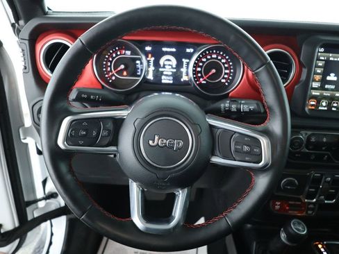 Used 2021 Jeep Wrangler Unlimited Rubicon image 10