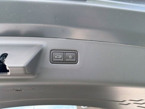 New 2026 Hyundai Santa Fe SE FWD image 13