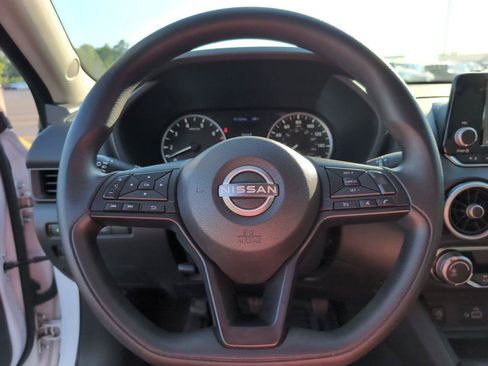 Used 2024 Nissan Sentra S FWD image 25