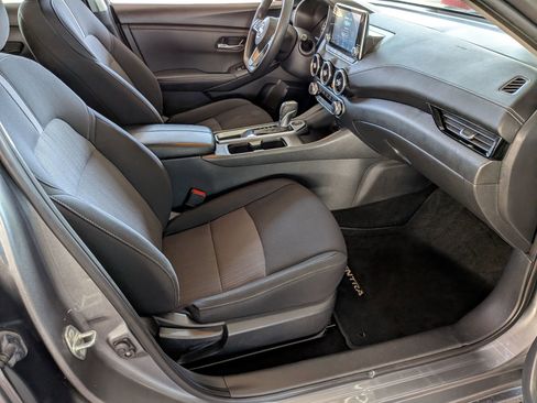 Used 2024 Nissan Sentra SV image 33