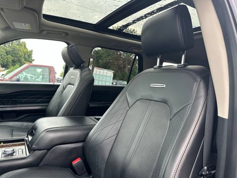 Used 2021 Ford Expedition Max Platinum AWD/4WD image 15