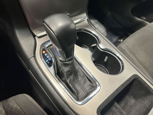 Used 2021 Jeep Grand Cherokee Laredo w/ Security & Convenience Group AWD/4WD image 25