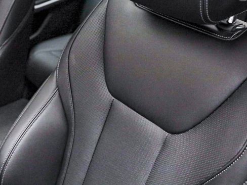 Certified 2022 BMW 330i Sedan w/ Convenience Package image 23