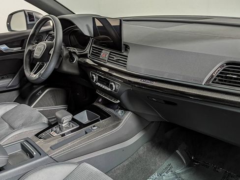 Used 2022 Audi SQ5 Premium Plus w/ Premium Plus Package image 29