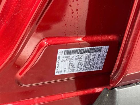 Used 2025 Nissan Rogue SV image 25