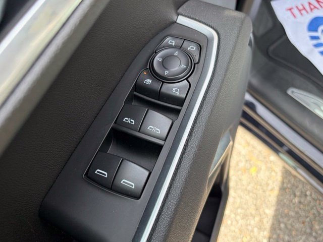 Used 2026 GMC Sierra 1500 SLT AWD/4WD image 12