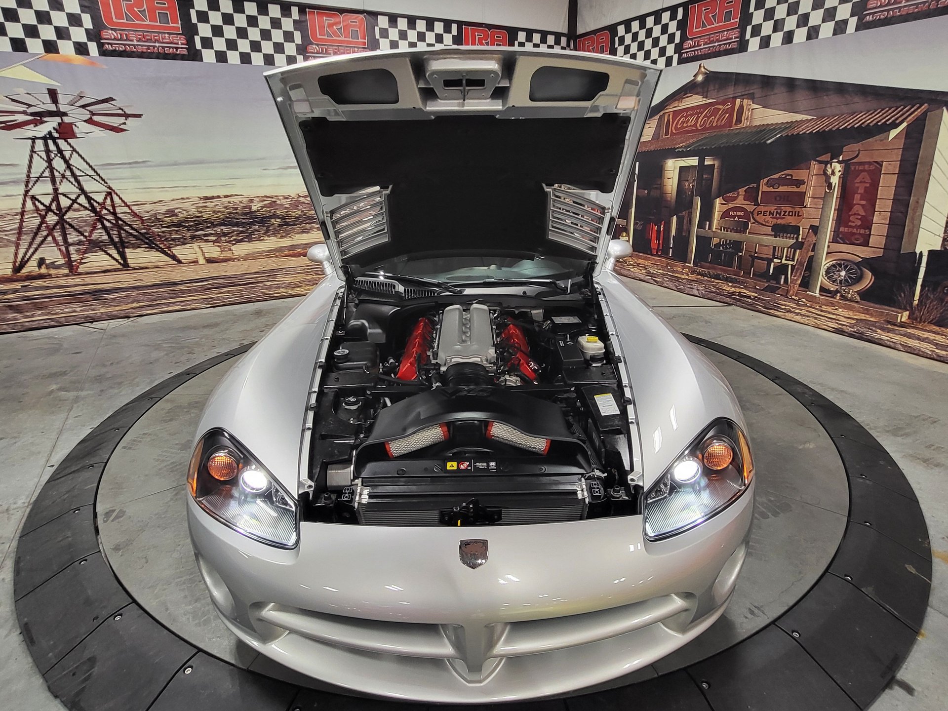 Used 2005 Dodge Viper SRT-10 RWD image 15