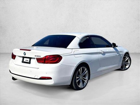 Used 2019 BMW 430i Convertible image 2