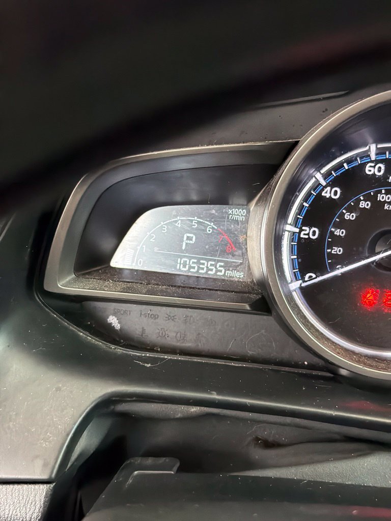 Used 2019 Toyota Yaris LE FWD image 2