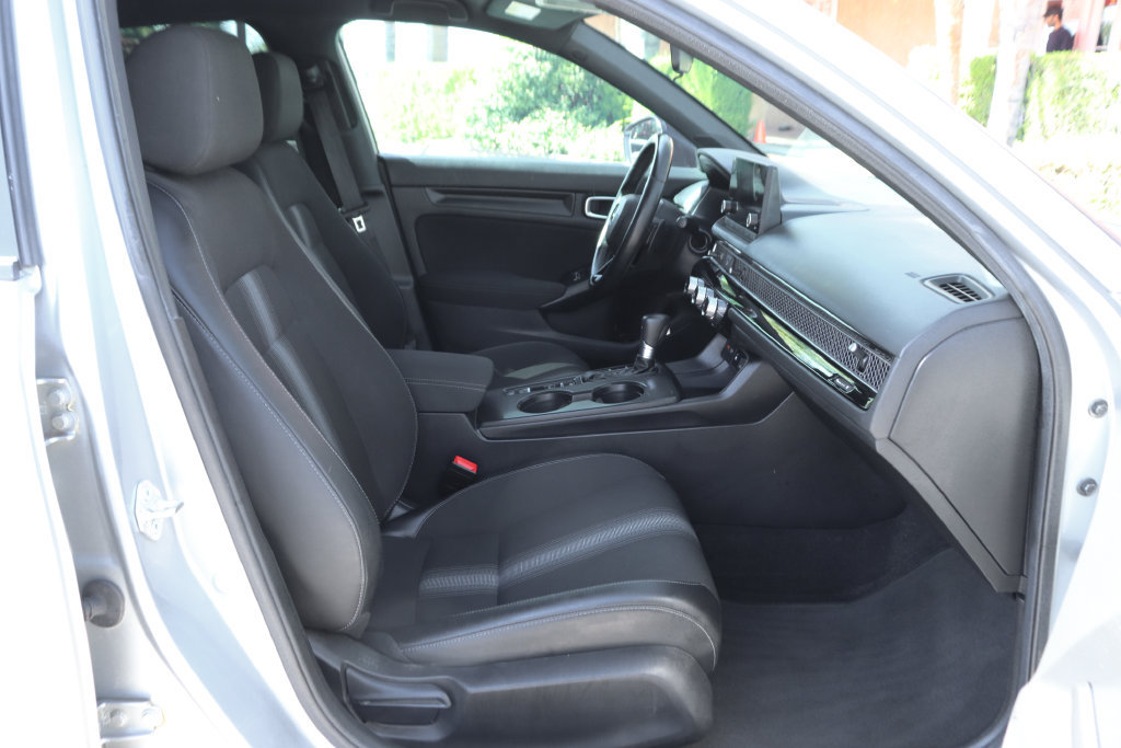 Used 2025 Honda Civic Sport image 35