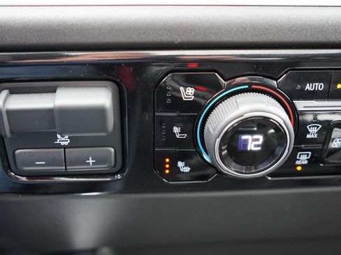 Certified 2023 Chevrolet Silverado 1500 LTZ w/ LTZ Premium Package image 29