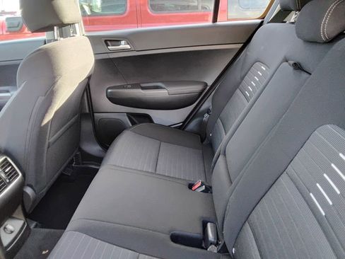 Used 2021 Kia Sportage LX w/ LX Fwd Popular Package image 11