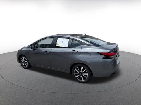 Used 2025 Nissan Versa SV FWD image 10