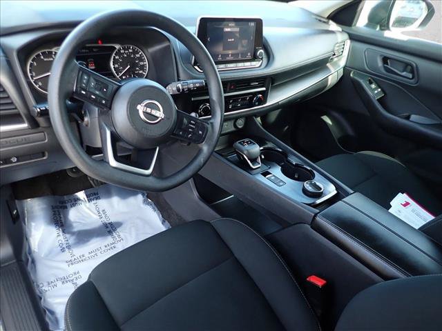 Used 2024 Nissan Rogue S AWD/4WD image 10