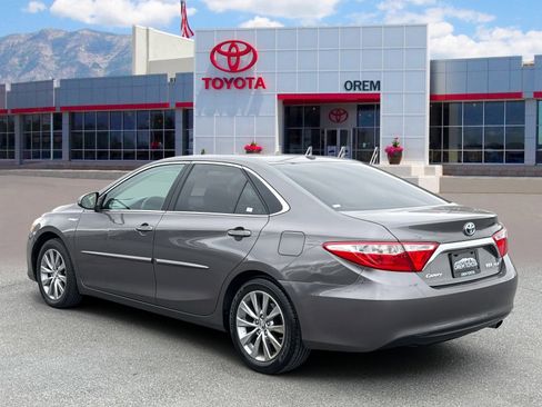 Used 2015 Toyota Camry XLE image 5