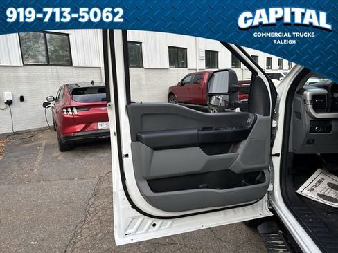 New 2026 Ford F350 XL w/ XL Chrome Package image 21