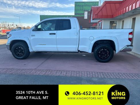 Used 2018 Toyota Tundra SR5 image 1