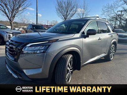Certified 2025 Nissan Pathfinder Platinum