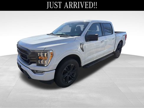 Used 2022 Ford F150 XLT w/ Equipment Group 302A High image 3