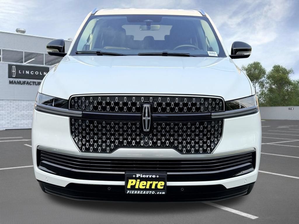 New 2027 Lincoln Navigator Premiere AWD/4WD image 5