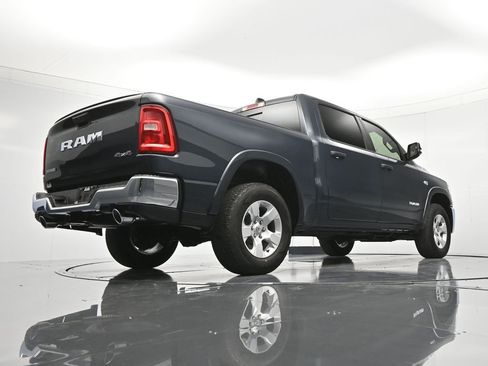 New 2026 RAM 1500 4x4 Crew Cab image 39