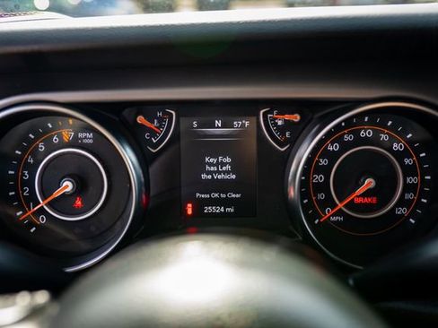 Used 2022 Jeep Wrangler Willys image 24