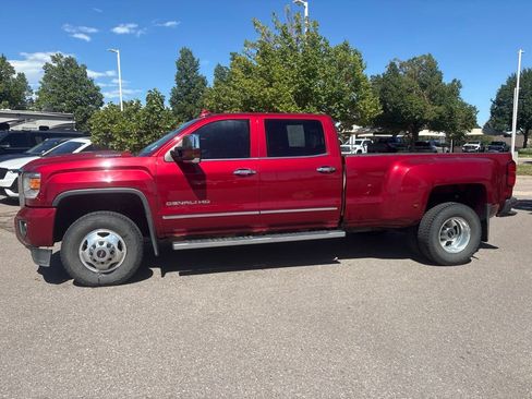 Used 2019 GMC Sierra 3500 Denali w/ Duramax Plus Package AWD/4WD image 2
