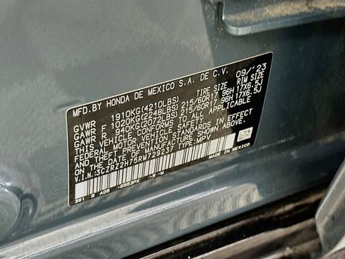 Used 2024 Honda HR-V EX-L image 32
