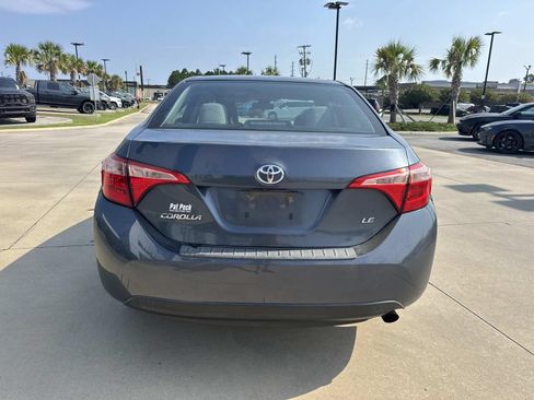 Used 2017 Toyota Corolla LE FWD image 6