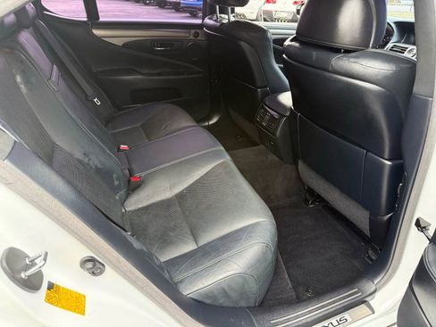 Used 2014 Lexus LS 460 image 14