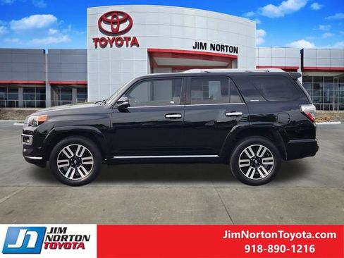 Used 2016 Toyota 4Runner Limited AWD/4WD image 5