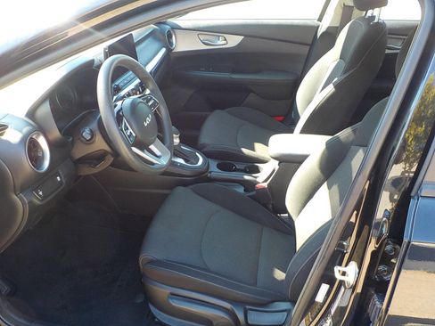 Used 2023 Kia Forte LXS image 19