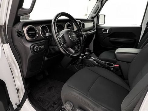 Used 2020 Jeep Wrangler Unlimited Sport AWD/4WD image 12