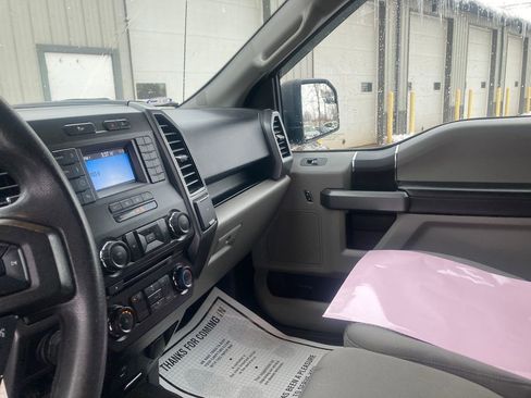 Used 2018 Ford F150 XLT w/ Trailer Tow Package image 15