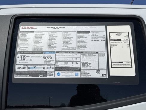 New 2026 GMC Canyon Elevation w/ Convenience Package image 34